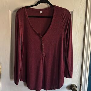 Old navy heather maroon henley top